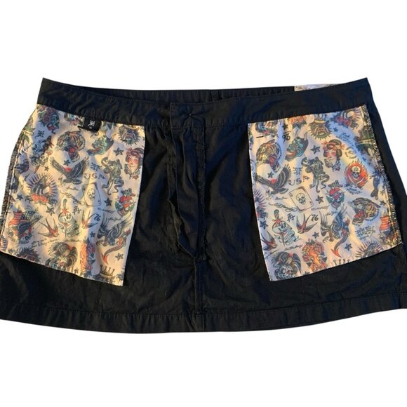 Ed Hardy Skull Poplin Mini Skirt Women’s Sz XL Black Red Multi - Picture 10 of 15